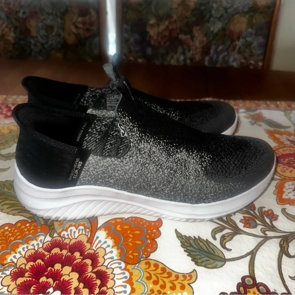 Skechers Slip-ins: Ultra Flex 3.0 - Brisk-Spec Mens 7